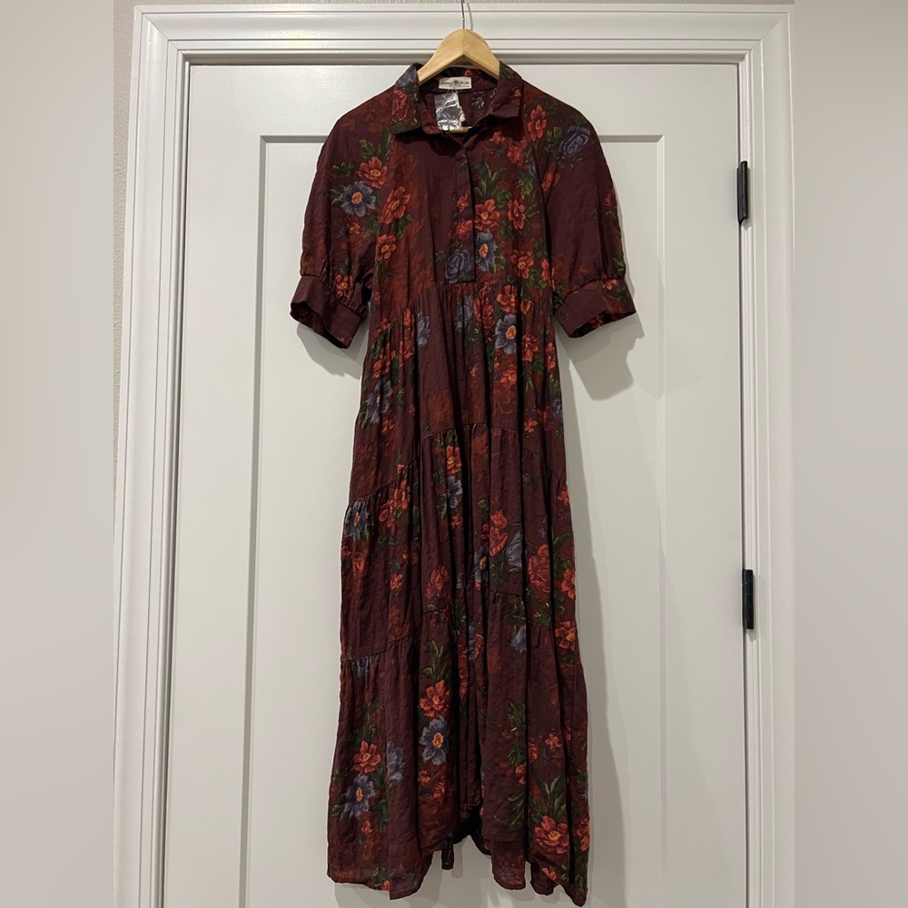Never worn stylish Natural Life dress!